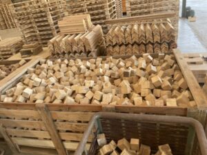 Dkwoodwork pallets.com ผลิต และ จำหน่าย พาเลทไม้ ราคาถูก 13